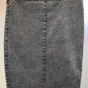 Denim washed blue style skirt